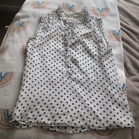 J. Crew off white 100% silk ruffle polka dot tank top. Sz 6 - Picture 2 of 12